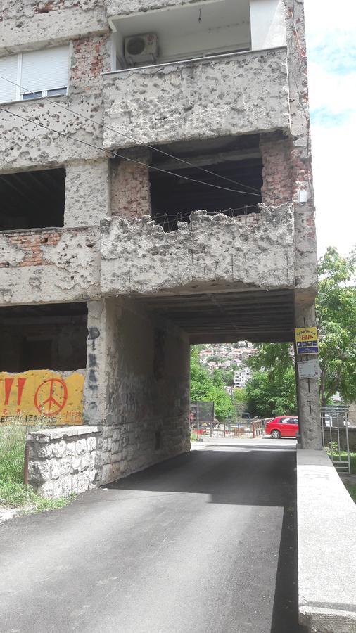 Eid Apartment Mostar Bagian luar foto
