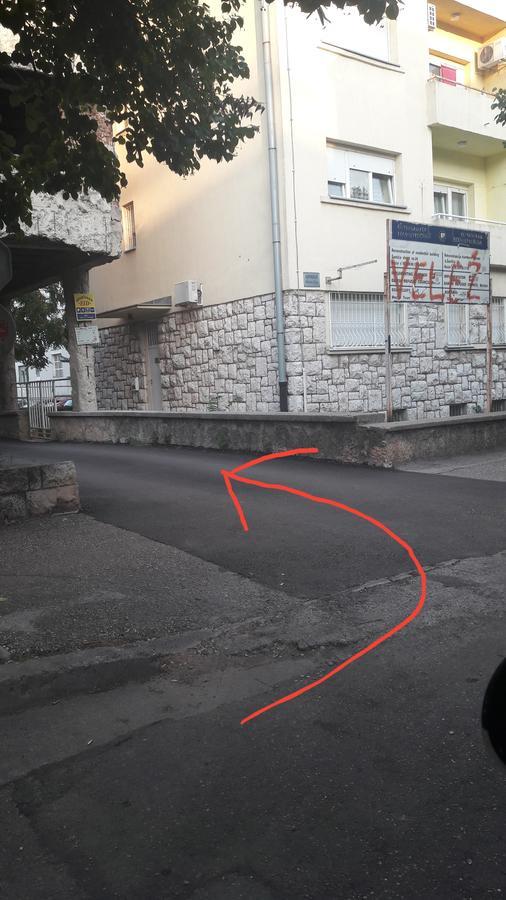 Eid Apartment Mostar Bagian luar foto